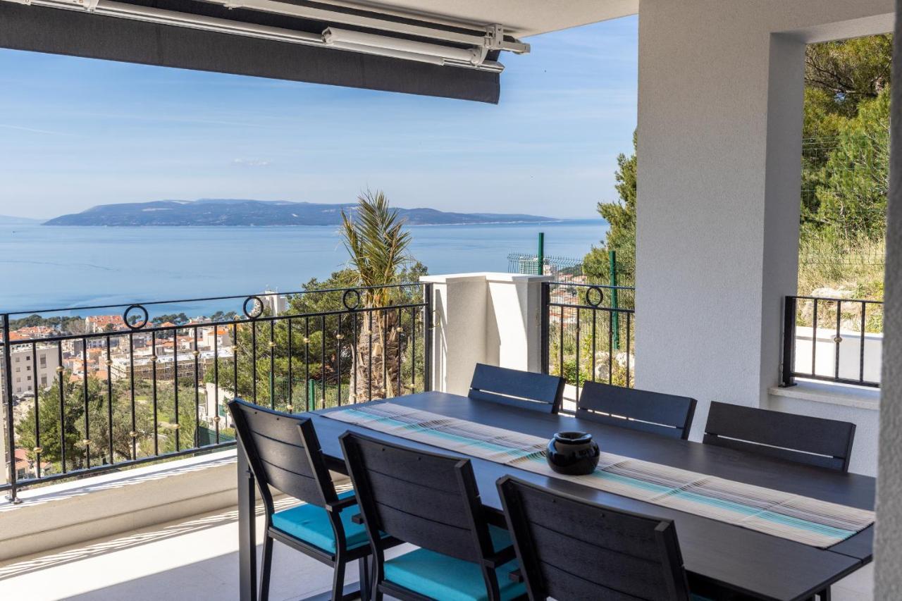 Villa Smaragd - Lapis - Luxury Apartment With Shared Pool Makarska Bagian luar foto