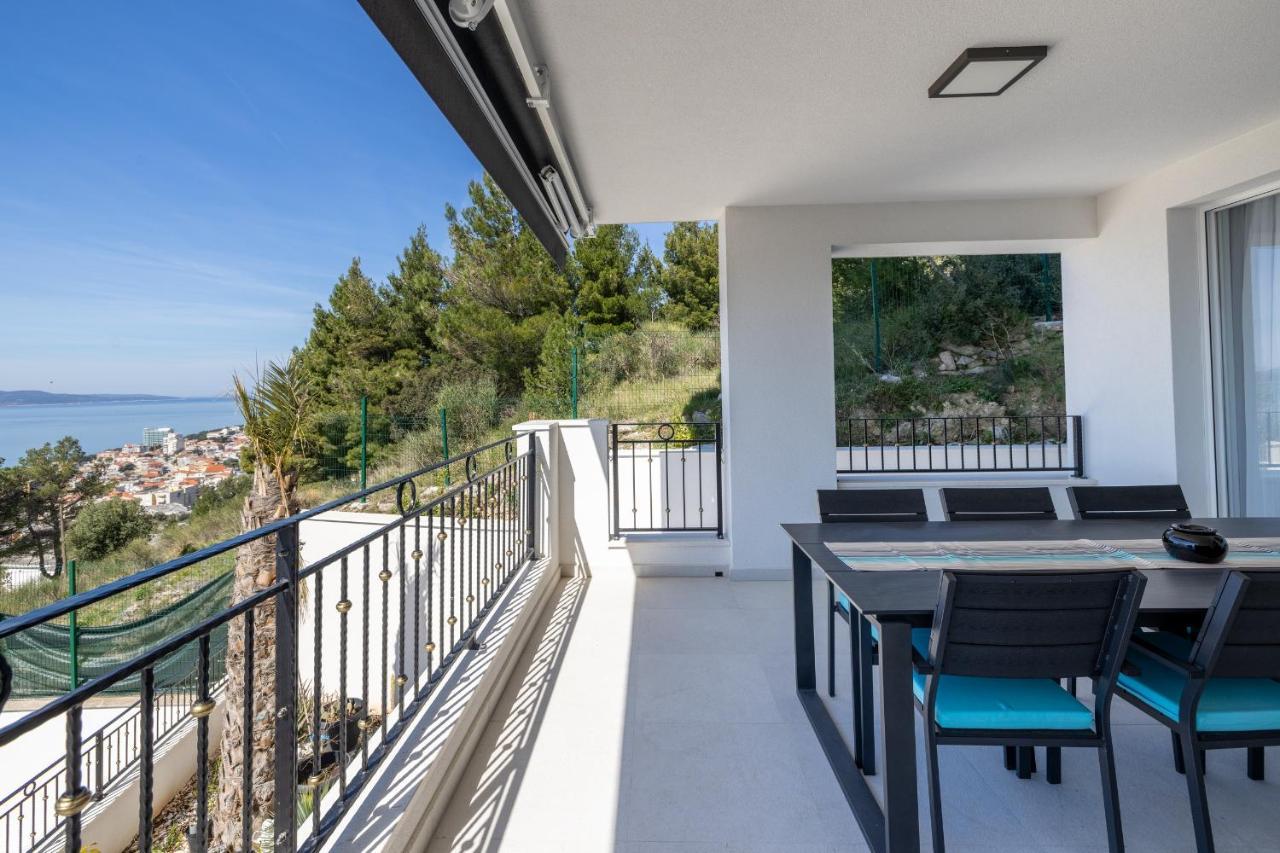 Villa Smaragd - Lapis - Luxury Apartment With Shared Pool Makarska Bagian luar foto