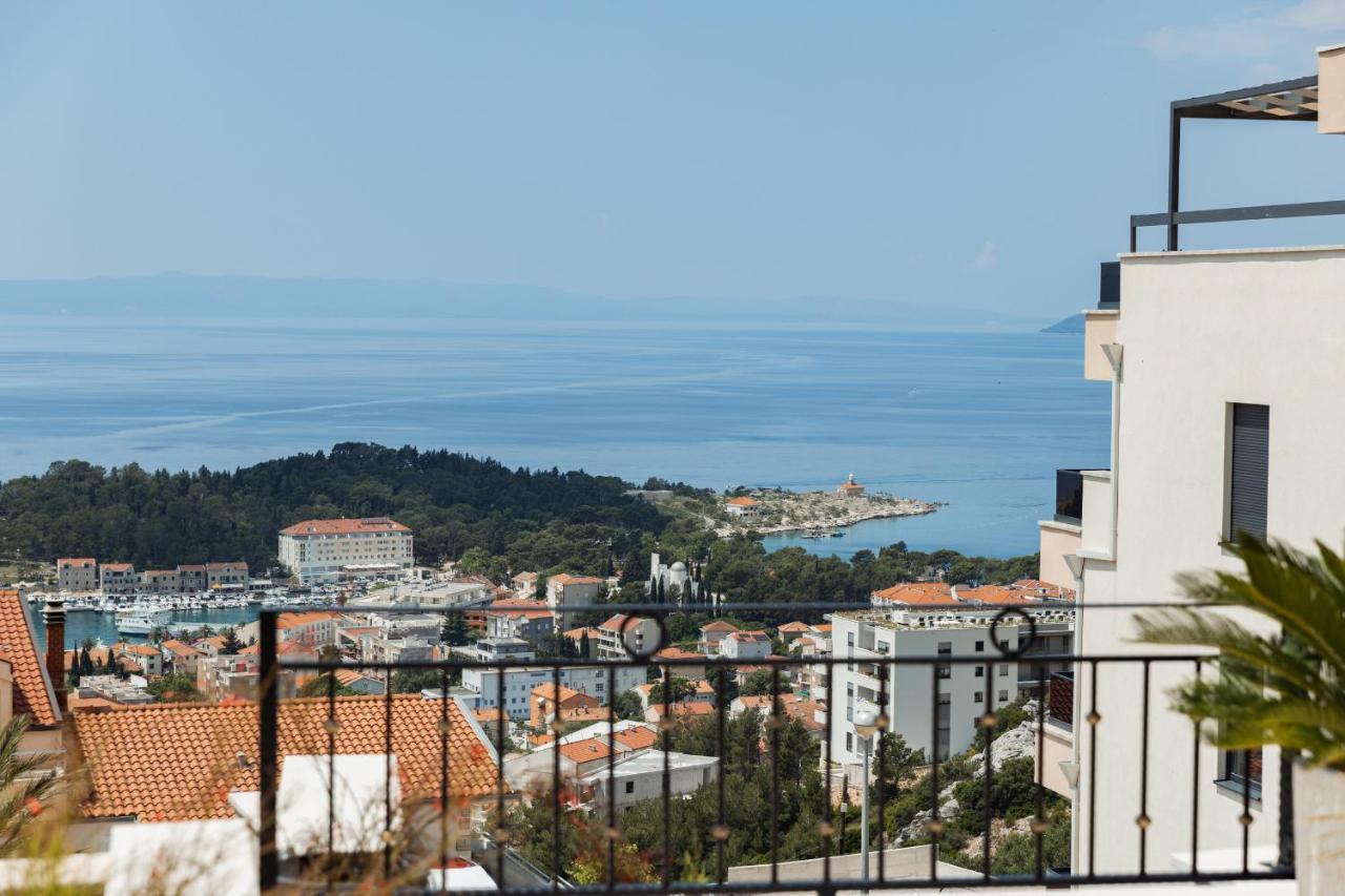 Villa Smaragd - Lapis - Luxury Apartment With Shared Pool Makarska Bagian luar foto