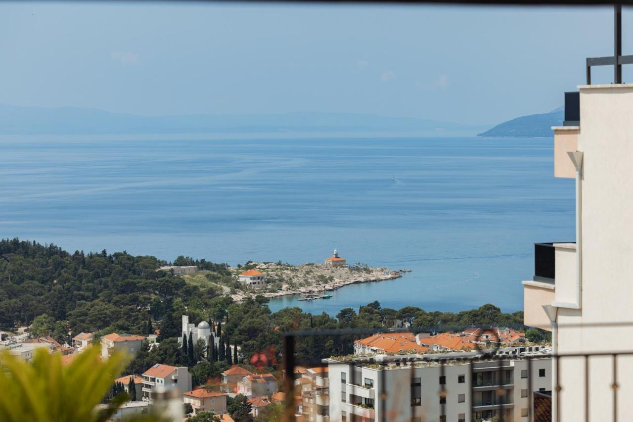 Villa Smaragd - Lapis - Luxury Apartment With Shared Pool Makarska Bagian luar foto