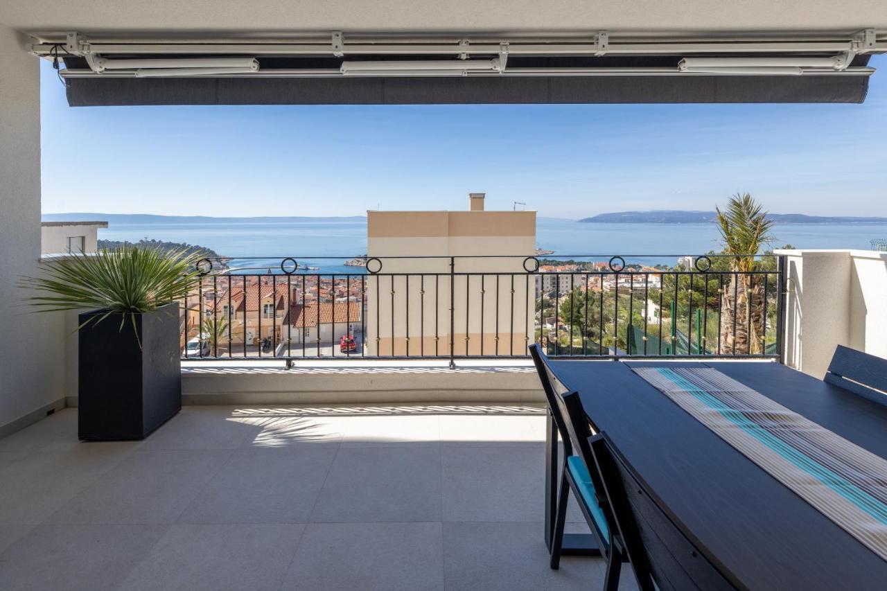 Villa Smaragd - Lapis - Luxury Apartment With Shared Pool Makarska Bagian luar foto